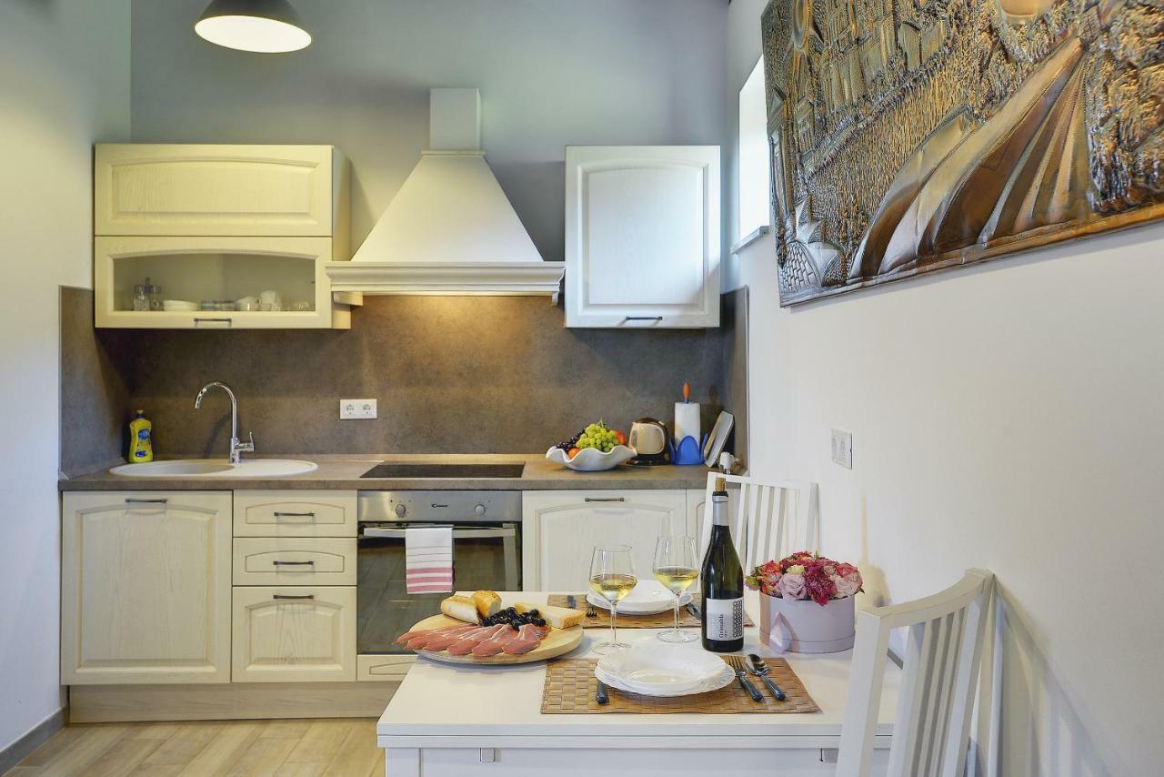 Diegos Apartments Pula Extérieur photo