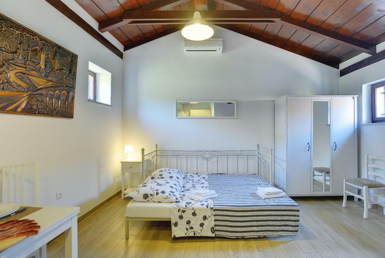 Diegos Apartments Pula Extérieur photo