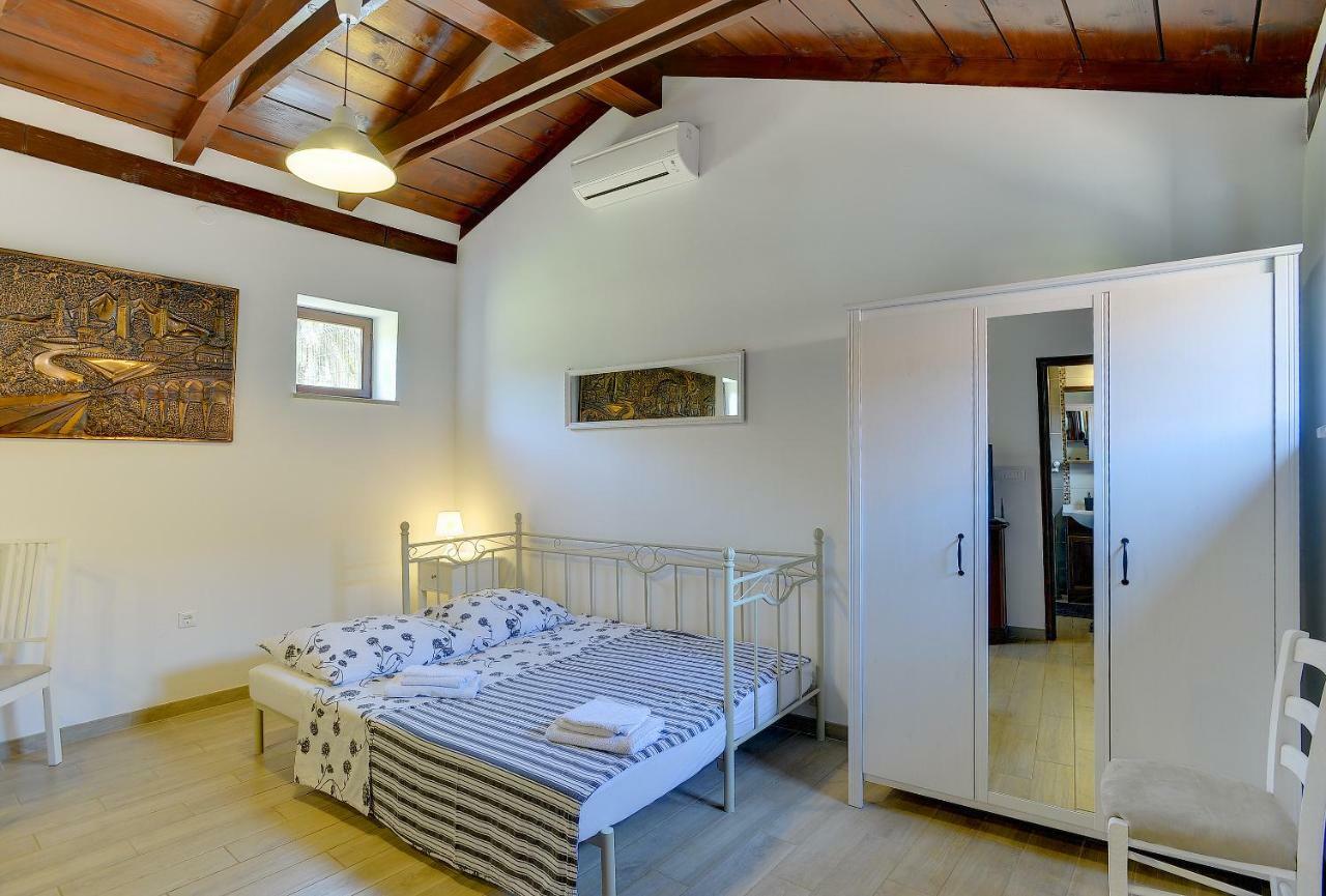 Diegos Apartments Pula Extérieur photo